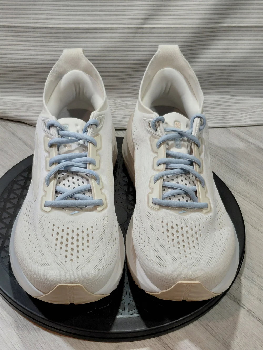 Brooks glycerin 23